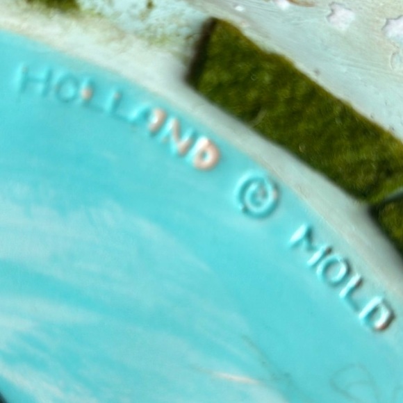 Unique Holland Mold Vintage Butterfly Ashtray - Picture 10 of 10